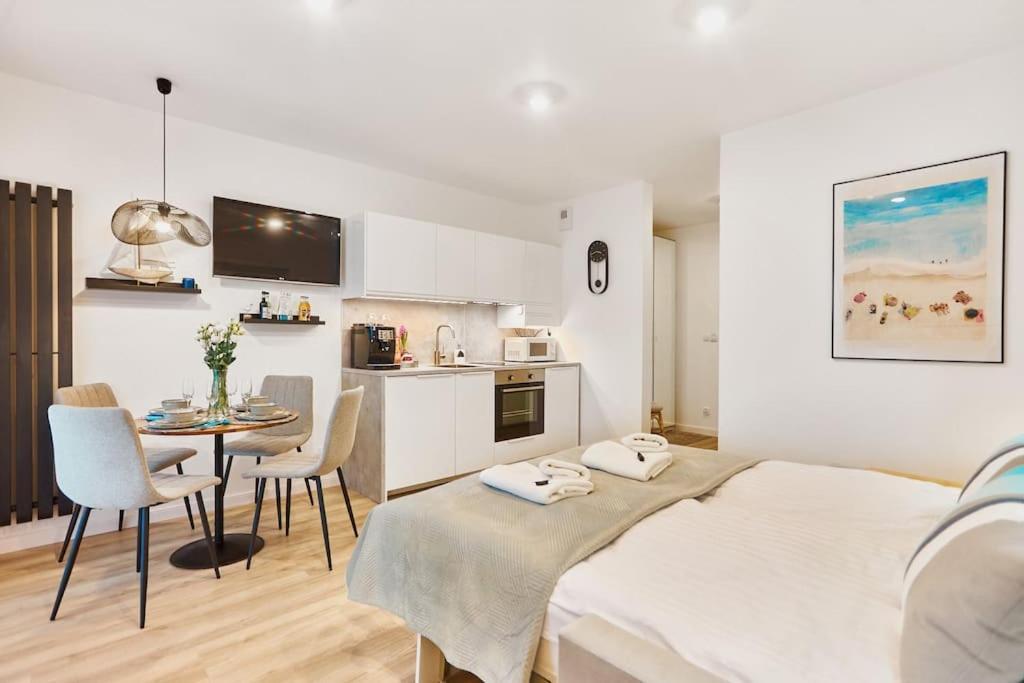 Golden Hour Apartments- Plac Slowianski 26 Swinoujscie Luaran gambar